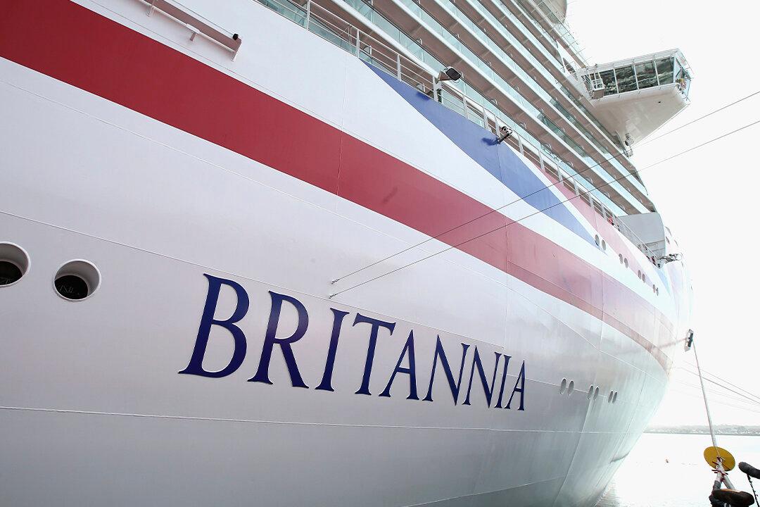 ‘Blood Everywhere’ as Fight Breaks out on Cruise Ship, Injuring 6