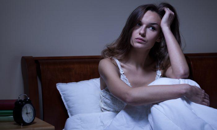 5 Tips for Women Who Have Trouble Sleeping