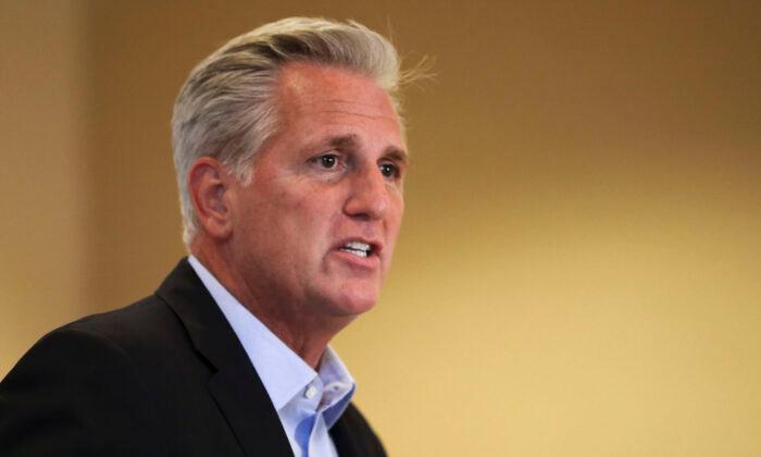 Kevin McCarthy Says House Democrat Told Him He’s Considering Switch Parties