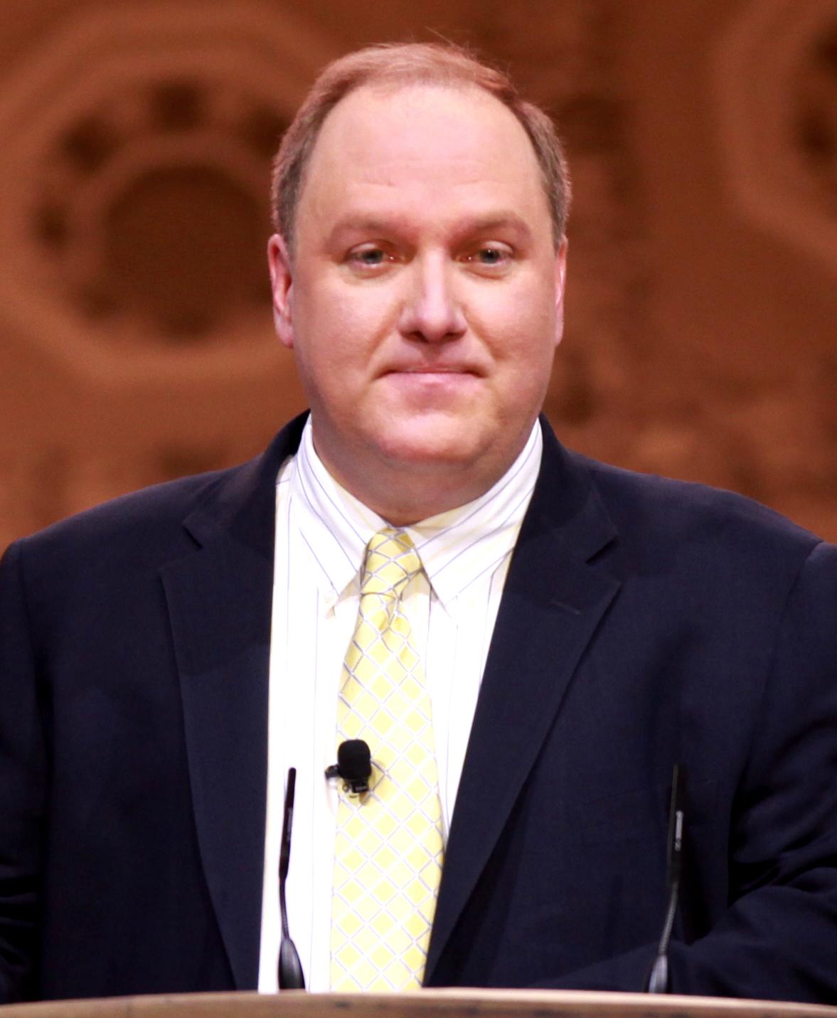 Journalist John Solomon speaks at the Conservative Political Action Conference in Washington in March 2014. (Courtesy Gage Skidmore)