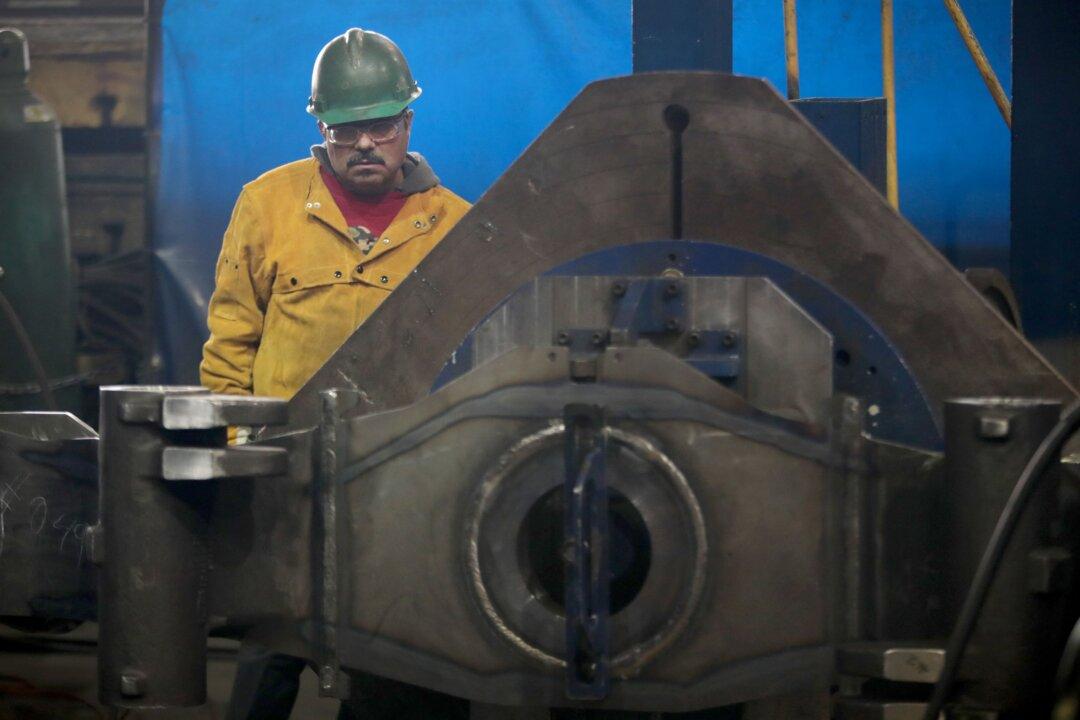 Expanded Unemployment Rate Breaks Record Low Amid Moderate Job Growth