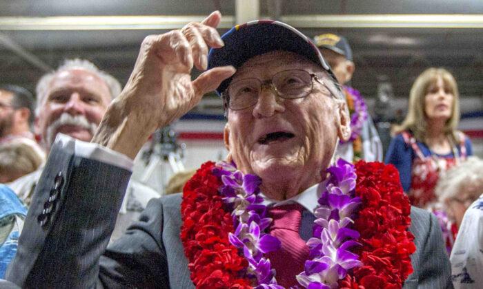 Donald Stratton, Pearl Harbor Attack Survivor Aboard USS Arizona, Dies at 97