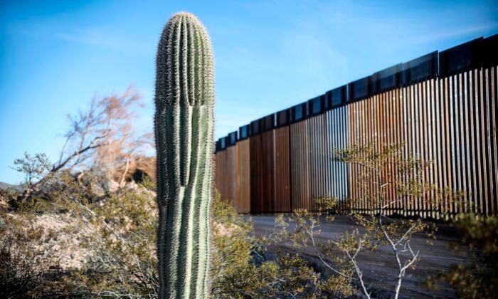 Arizona Governor Issues Declaration of Emergency, Will Deploy National Guard on Border