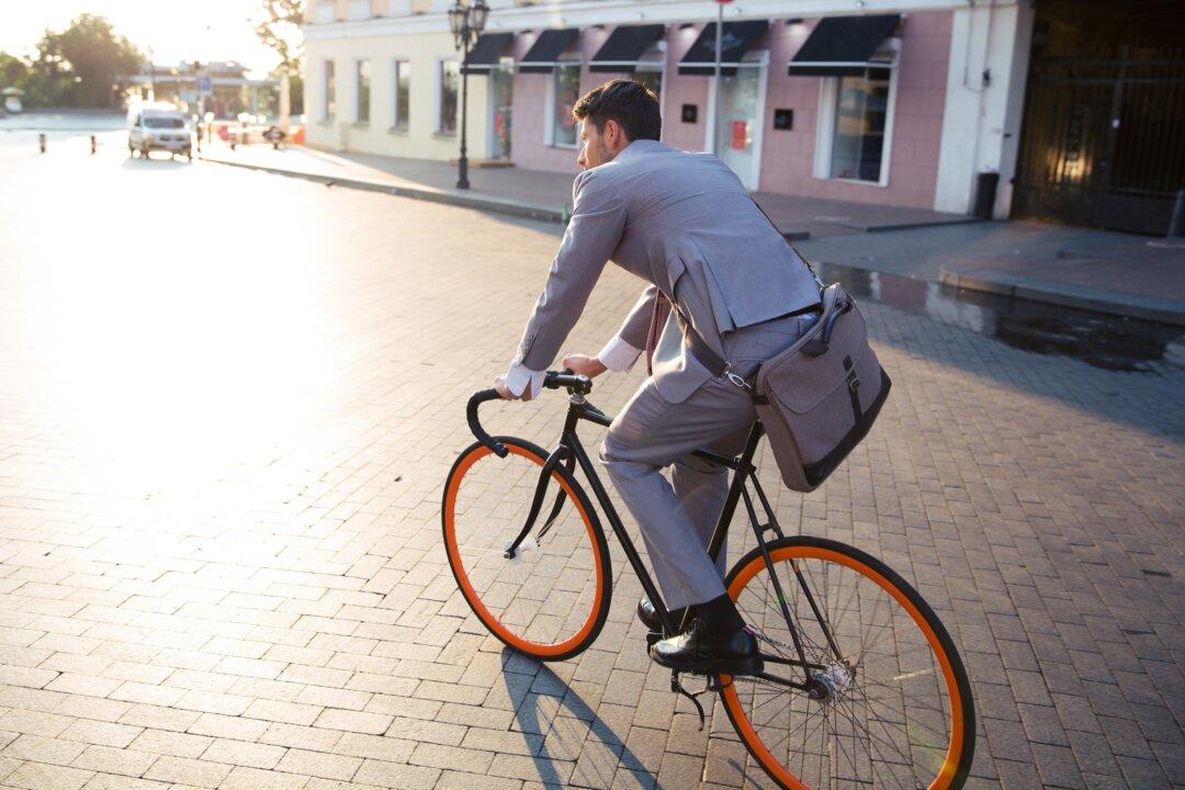 Cycling and Walking to Work Lowers Risk of Cancer, Heart Disease