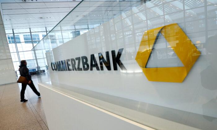 Commerzbank Shares Fall After Finance Minister Says Government to Shed Stake in Future