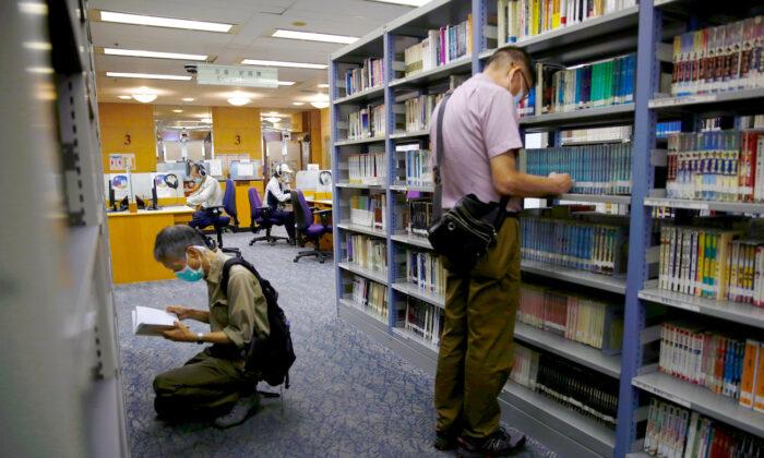 Self-Censorship Expected as Hong Kong Book Fair Held Under National Security Law