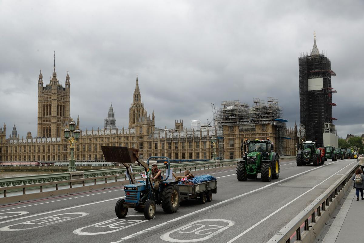 Think Tank Cautions Labour’s Renewable Energy Plan May Stumble Over Grid Capacity Issues