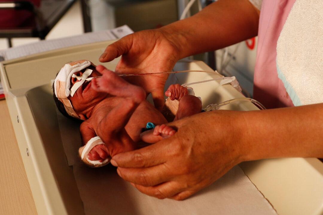 Bolivia’s Political Crisis Threatens Hospitals and Patients