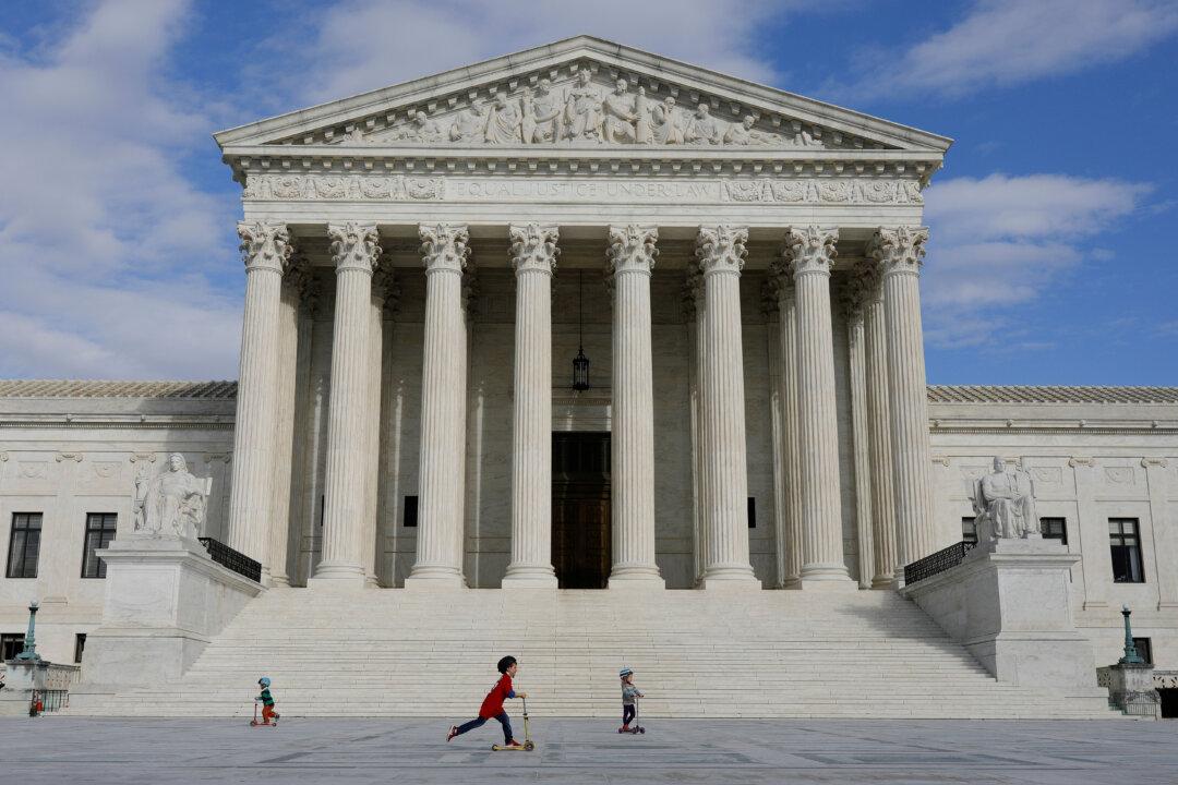 Alabama Cites Supreme Court Abortion Decision in Transgender Youth Case