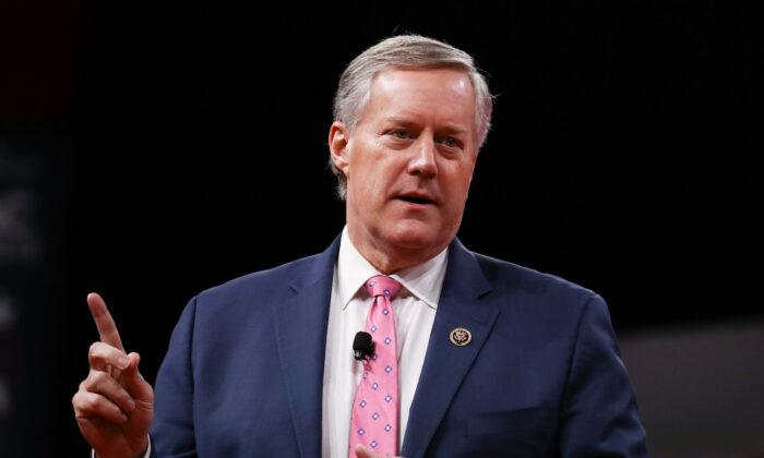 Meadows Says Trump Would Sign $1.3 Trillion Pandemic Relief Bill, Pelosi Says Not Enough
