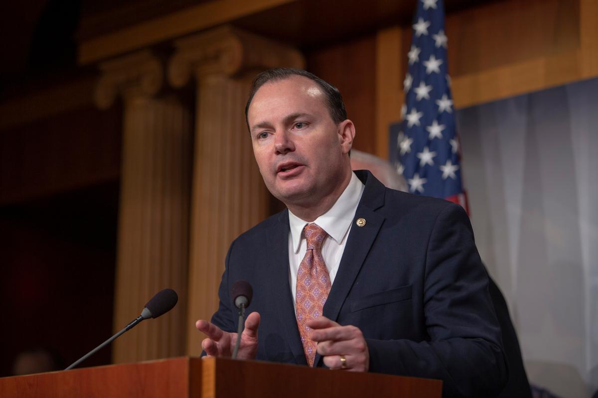 Senate Panel to Examine Claims Google Monopolizes Online Advertising