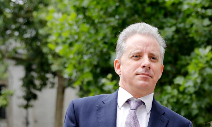 FBI Offered Christopher Steele $1 Million to Prove Dossier Allegations Against Trump: FBI Analyst