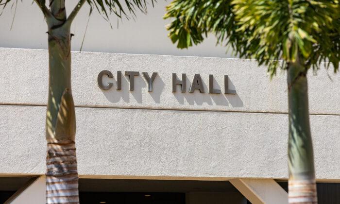 Huntington Beach City Council Recall Reaches 25 Percent of Signatures Needed