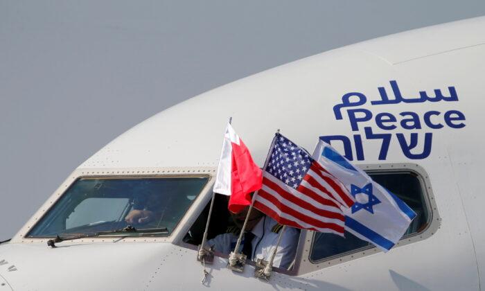 US, Israeli Envoys Fly to Bahrain to Advance Nascent Ties