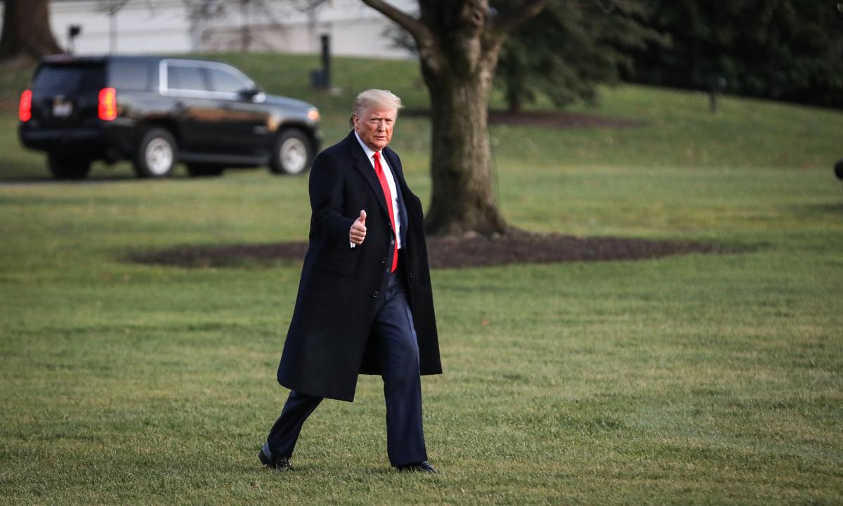 Trump Retweets His 2014 Joke About Aliens and Government Spending