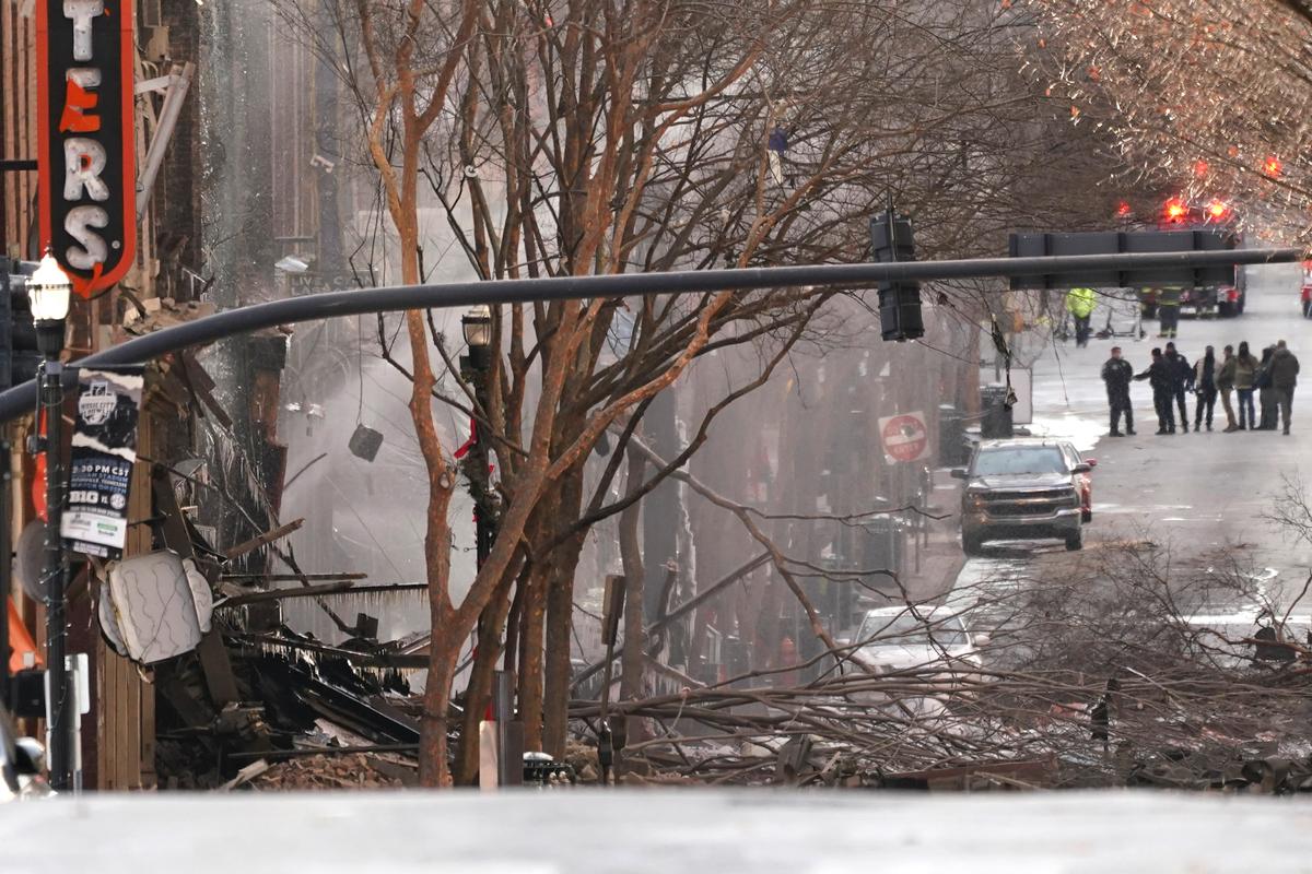 RV Broadcast Evacuation Message Before Nashville Christmas Day Explosion: Police