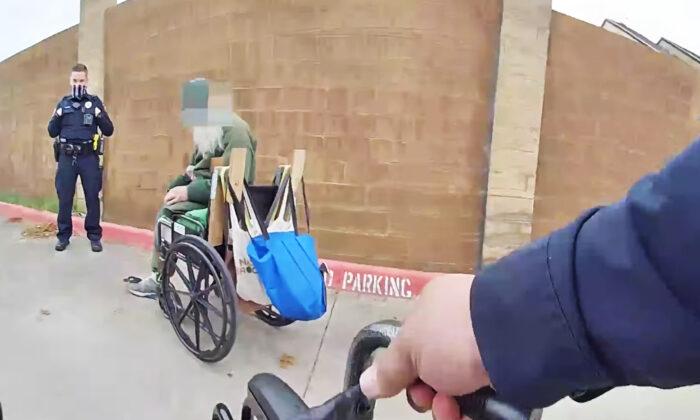 Video: Texas Police Officer Uses Own Money to Buy Stranded Homeless Man a New Wheelchair