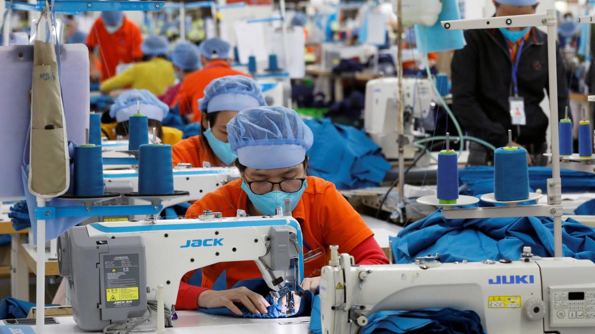 US Keeps Pressure on Chinese Goods Amid Vietnam Trade Deal