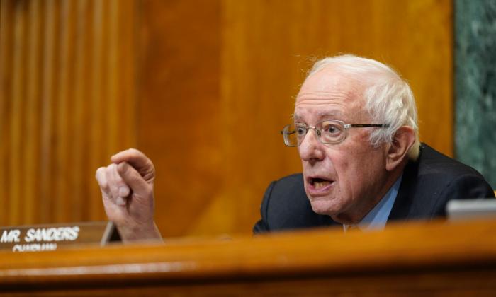 Sanders Pushes 4 Day Workweek Citing European Trial on Company Productivity