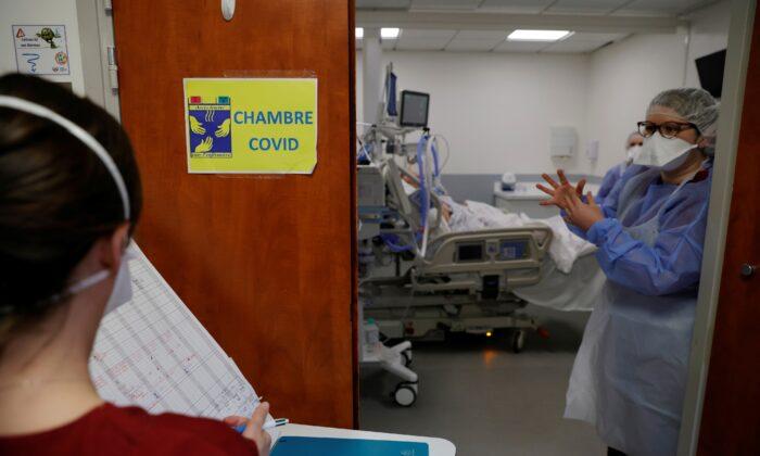 France Sees Further Rise in COVID-19 Intensive Care Patients