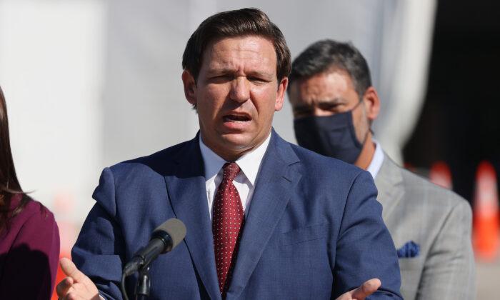 DeSantis: Discovery of Omicron Won’t Provoke Restrictions in Florida