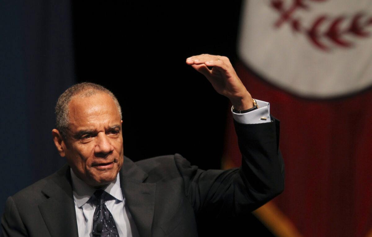 Then American Express Chairman and CEO Kenneth Chenault gestures during a White House summit on cybersecurity and consumer protection in Palo Alto, Calif., on Feb. 13, 2015. (Robert Galbraith/Reuters)