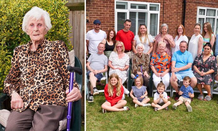 Great-Great-Great-Grandmother With 92 Grandchildren Celebrates Her 100th Birthday