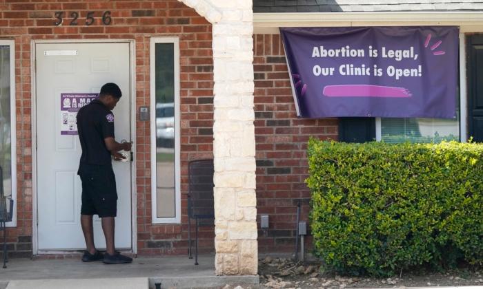 Abortions in Texas Dropped by 50 Percent After Ban Took Effect: Study