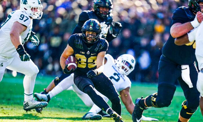 O'Connell, Bell Help Purdue Take Down No. 5 Spartans 40–29