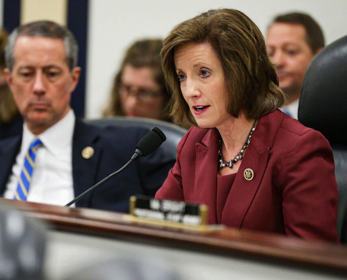The House Armed Services Committee's Oversight and Investigations Subcommittee Chairwoman Vicky Hartzler (R-Mo.) delivers remarks during a hearing in the Rayburn House Office Building on Capitol Hill on Feb. 12, 2015. (Chip Somodevilla/Getty Images)