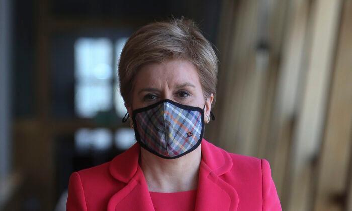 Scotland’s First Minister Reported to Police Over Apparent Mask Mandate Breach