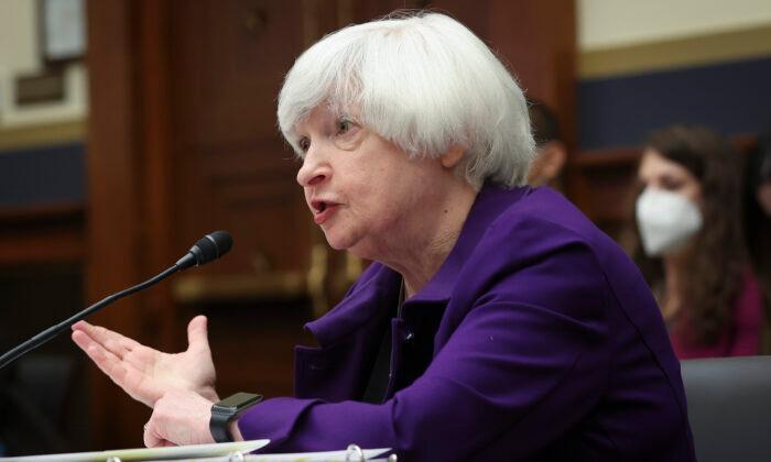 Yellen Denies Report That She Pushed for a Smaller COVID-19 Relief Package