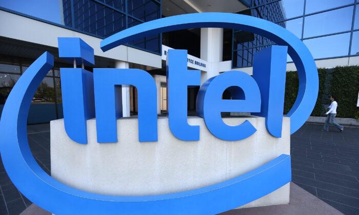 Yet Another Analyst Sees Slowdown in PC Shipment Causing Headwind for Intel