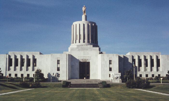 Oregon’s GOP Senators Walk Out From Capitol and Sue to Block Abortion Bill
