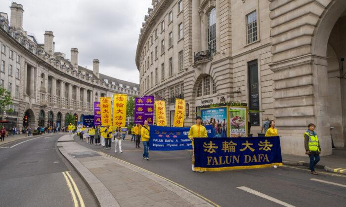 London Parade Marks 30th Anniversary of World Falun Dafa Day