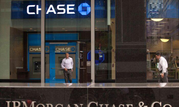Shareholders Say JPMorgan Chase Has ‘Disturbing Trend’ of Political Bias