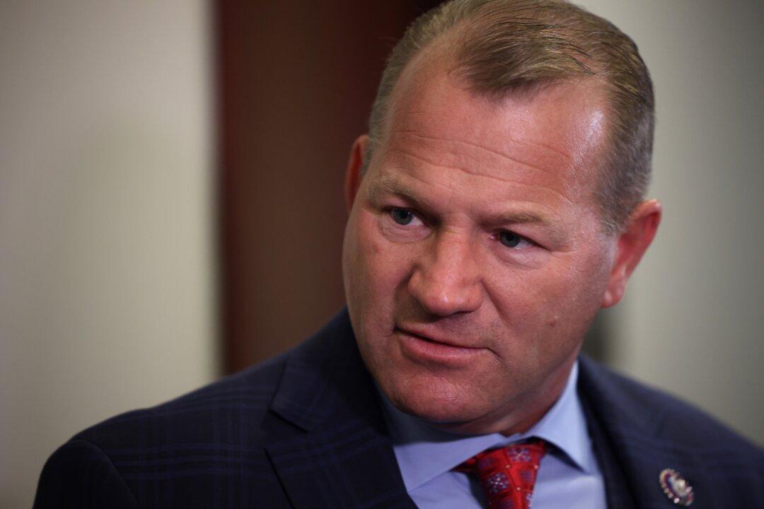 Capitol Police Officer Exercised ‘Questionable Judgment’ After Entering Congressman’s Office: Watchdog