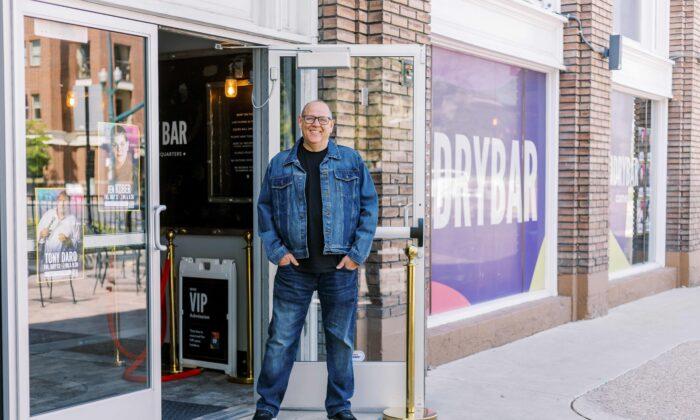 Dry Bar Comedy: Stand-Up Comedian Keith Stubbs’s Family-Friendly Platform is Working to Keep America’s Humor Clean