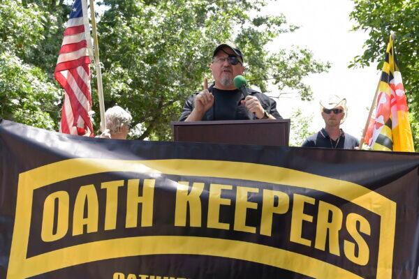 Stewart Rhodes, founder of the Oath Keepers, center, speaks during a rally outside the White House in Washington, on June 25, 2017. (Susan Walsh/AP Photo)