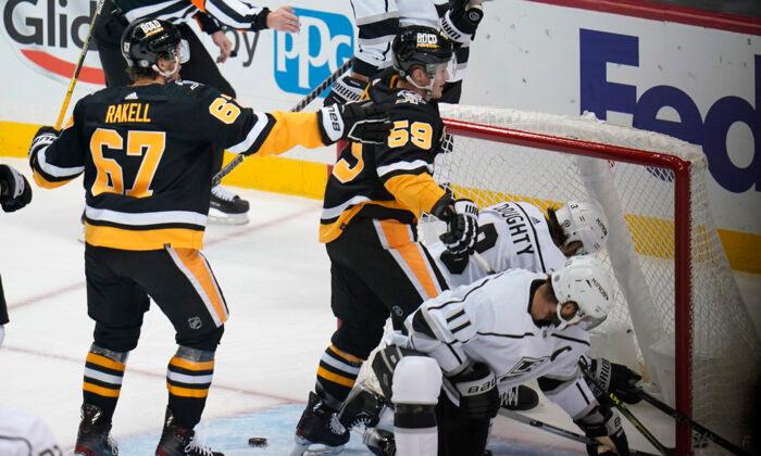 Penguins Jump on Kings Early, Roll to 6–1 Victory