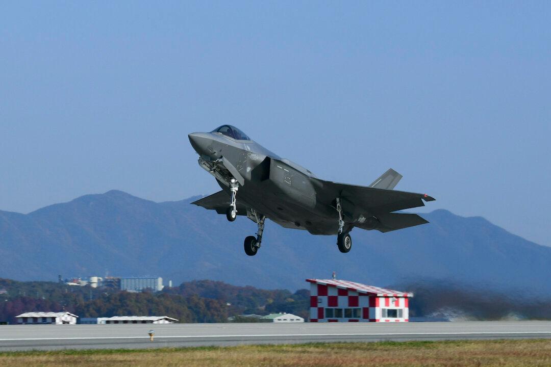 South Korea Scrambles Fighter Jets as Chinese, Russian Warplanes Enter Air Defence Zone