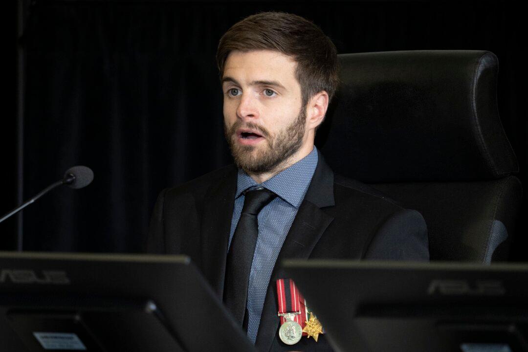 Veteran Tells Inquiry Police ‘Dumped’ Him Without Charges 10km From City Core During Convoy Protest