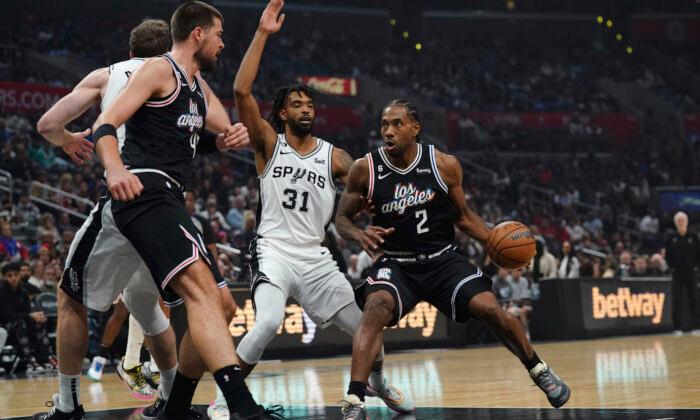 Clippers Hit 21 3-Pointers in 119–97 Rout of Spurs
