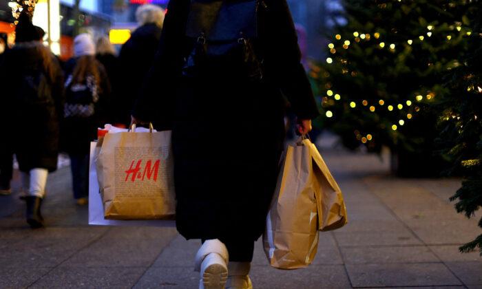 H&M Shares Drop as September–November Sales Fail to Impress