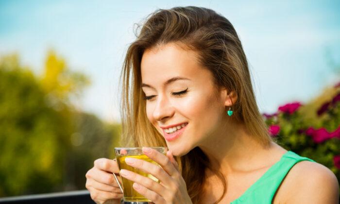Habitual Tea Drinking Can Prevent Alzheimer’s Disease and Heart Disease