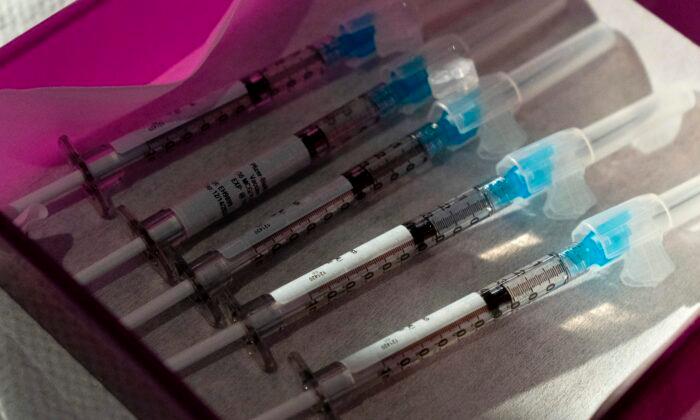 Growing Number of Colleges Dropping COVID-19 Vaccine Mandates