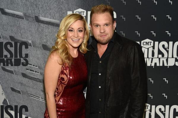 Kellie Pickler (L) and Kyle Jacobs attend the 2017 CMT Music Awards at the Music City Center in Nashville, Tenn., on June 7, 2017. (Rick Diamond/Getty Images for CMT)
