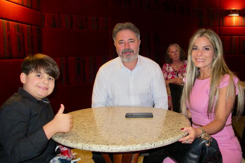 Shen Yun Moved Me to Tears, Says Brazilian Doctor to the Stars