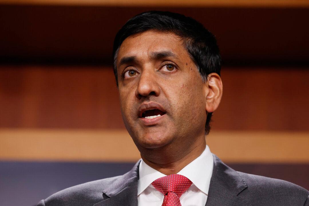 House Democrat Ro Khanna Announces He Won’t Seek Senate Seat
