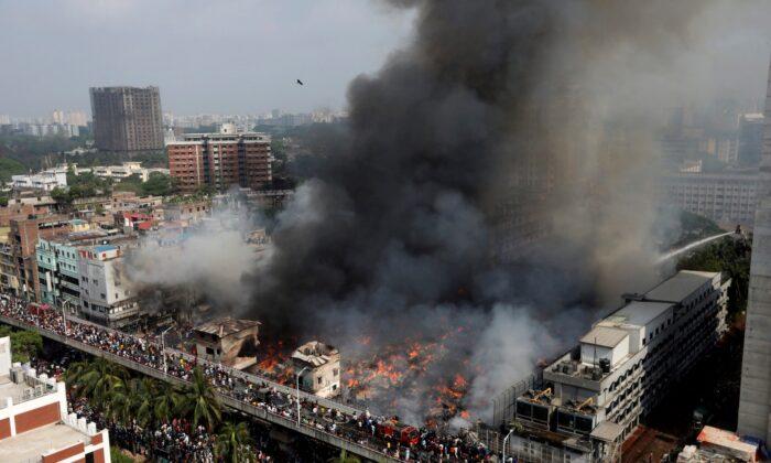 Fire Races Through Clothing Market in Bangladesh Capital